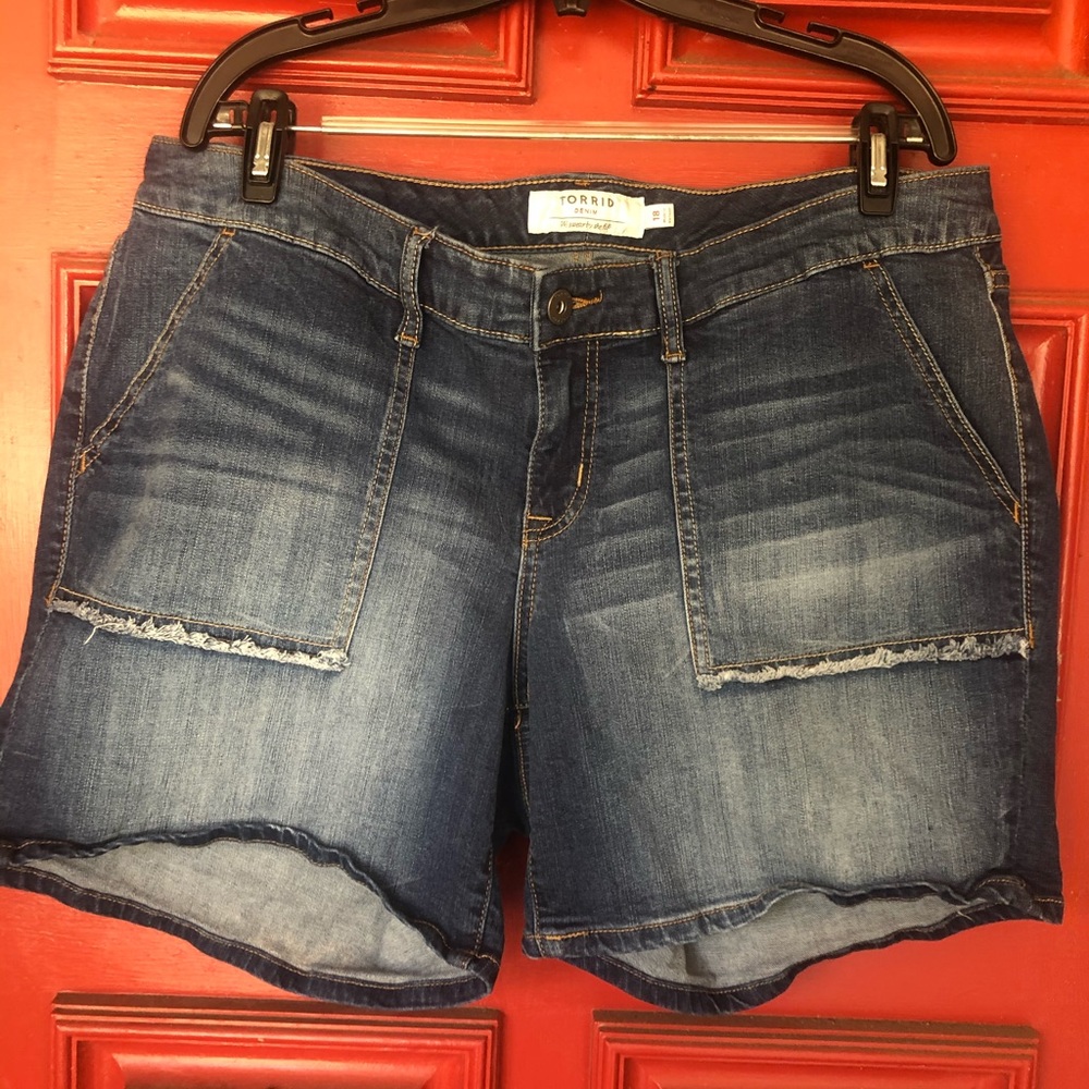 Torrid size 18 jean shorts